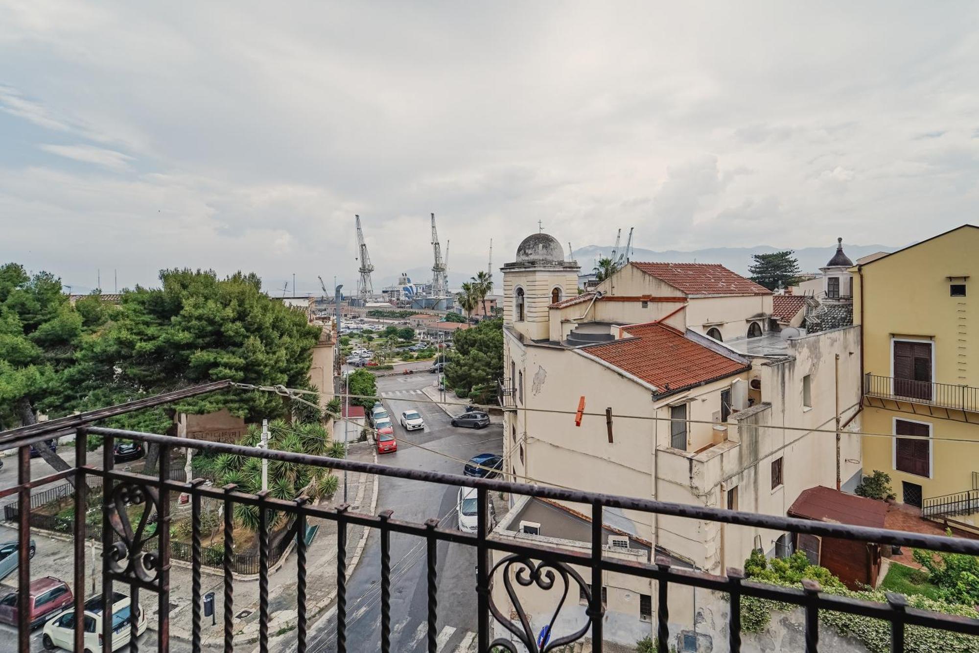 Igea Suite Free Wifi E 2 Min To Yacht Club Igea 팔레르모 외부 사진